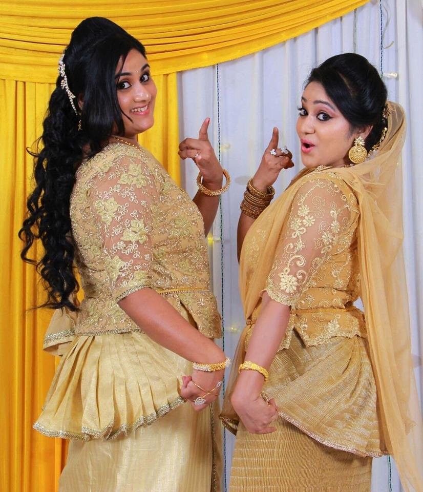 Actress Meghna Vincent - Don Tony Engagement Photos (10)