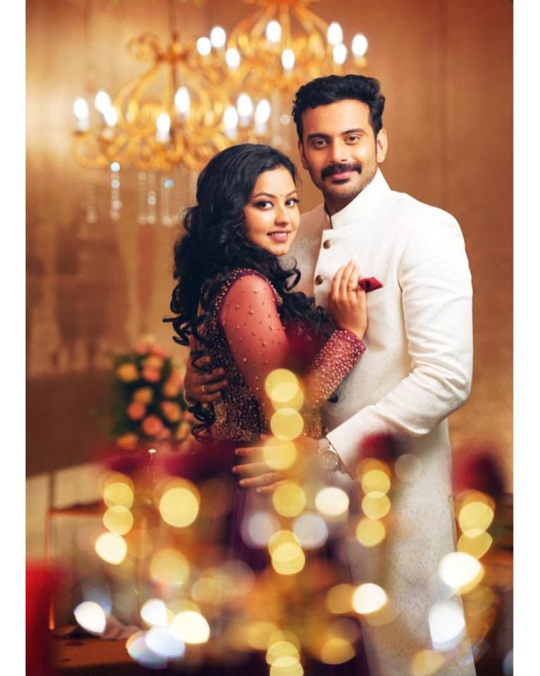 Actor-Hemanth-Menon-Engagement-Photos-1