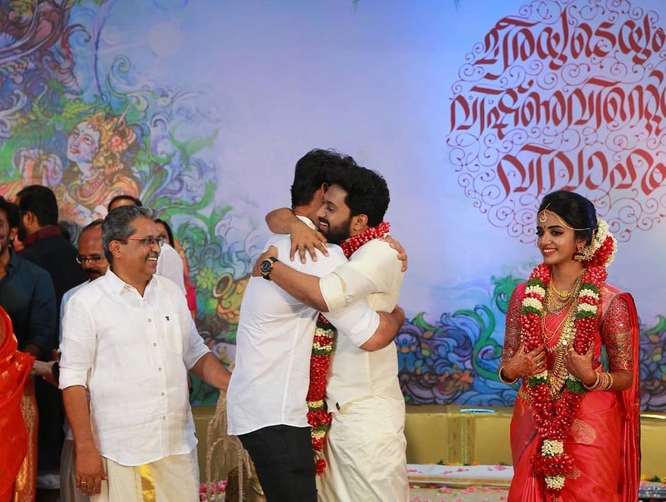 Vishnu-G-Rakhav-marriage-with-meera-mohan-8