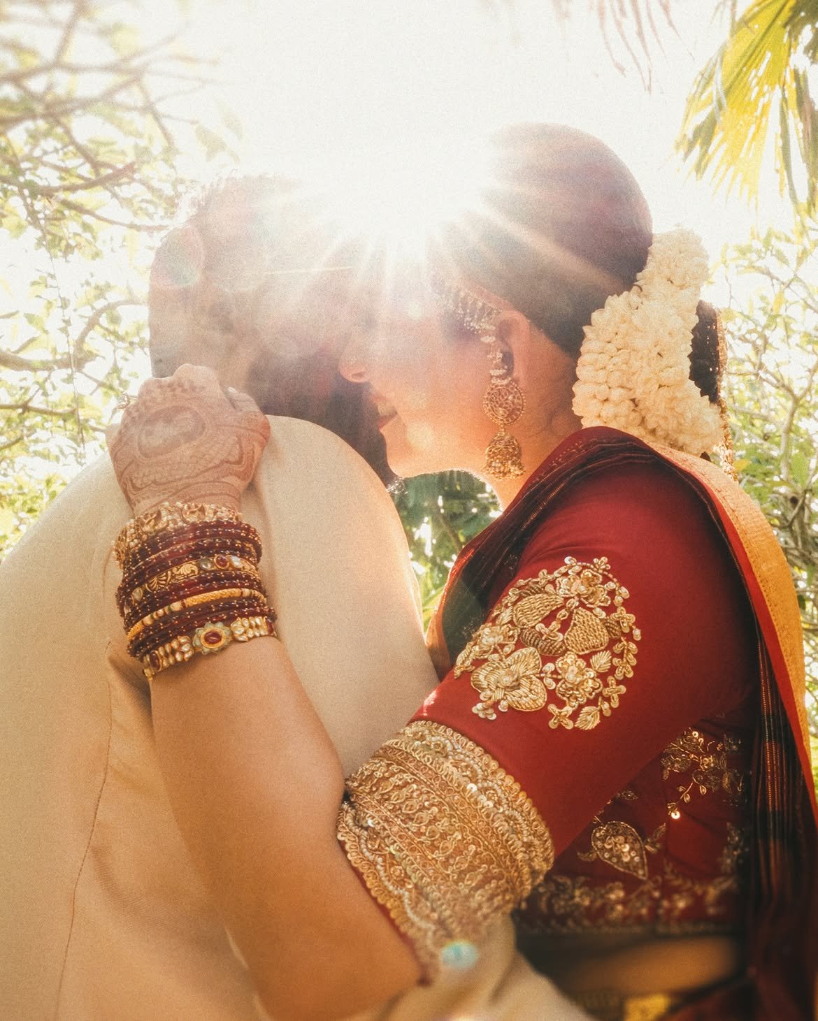 Ahaana-Krishna-and-Nimish-Ravi-wedding-photos-7