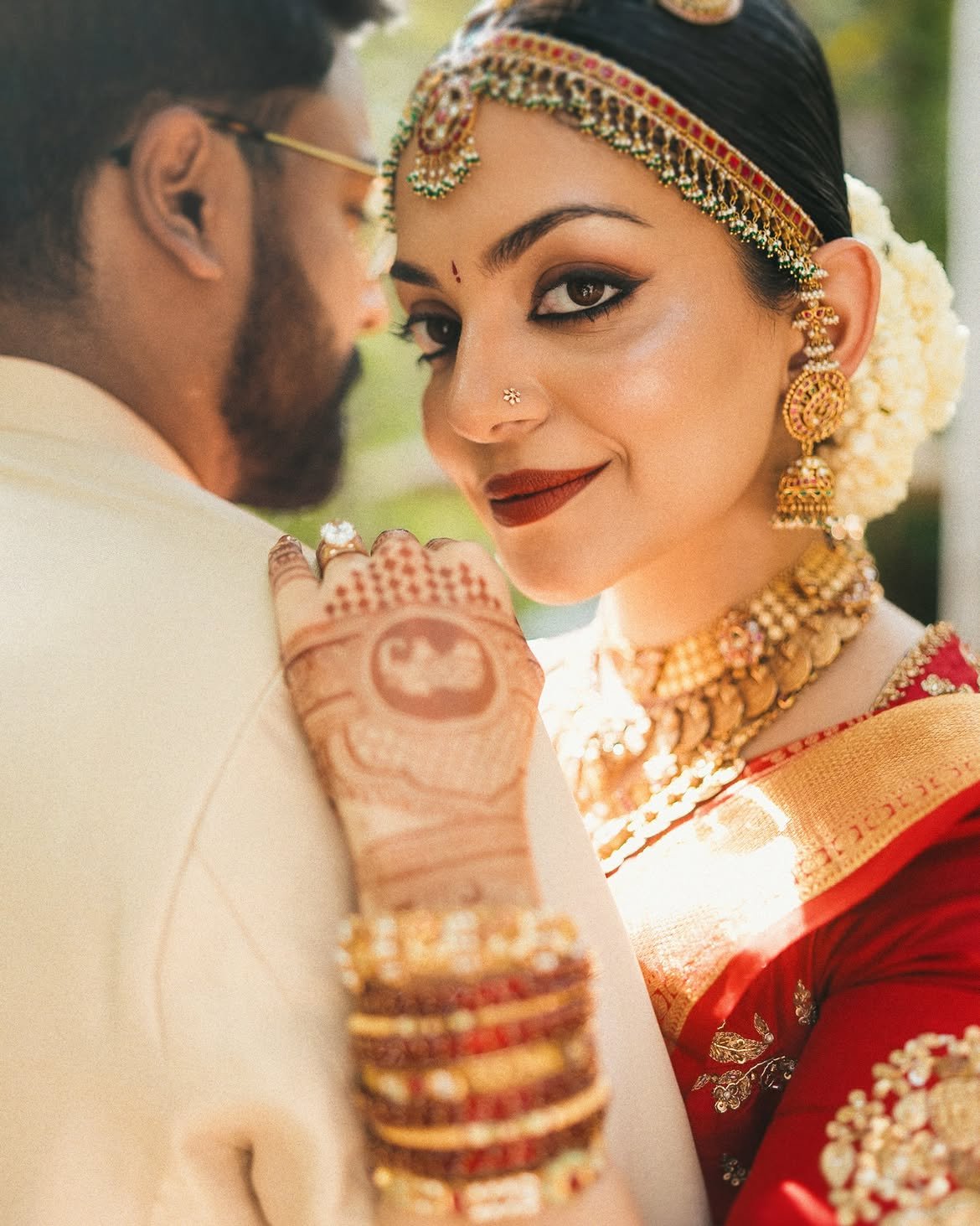 Ahaana-Krishna-and-Nimish-Ravi-wedding-photos-9