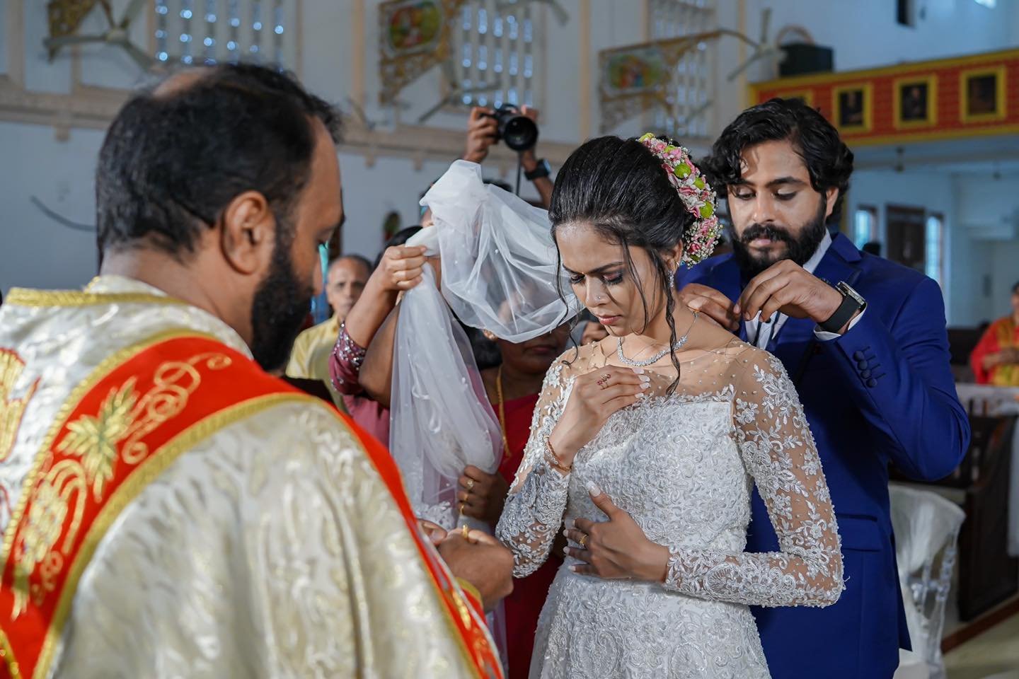 Antony-Varghese-Peppe-Wedding-Photos-1