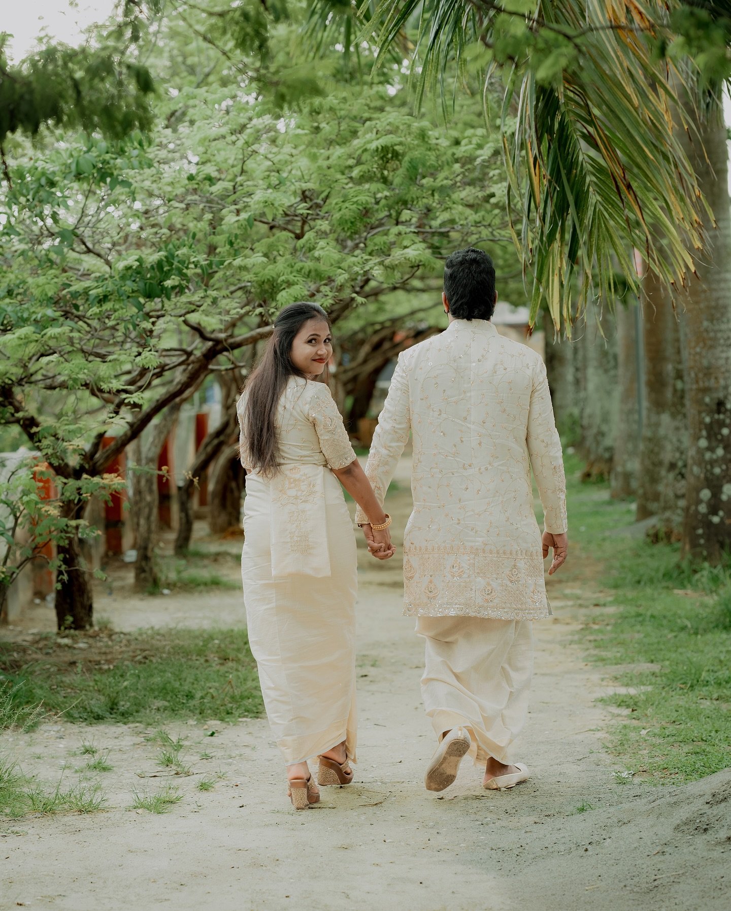 Bineesh-Bastin-Engagement-Photos-2