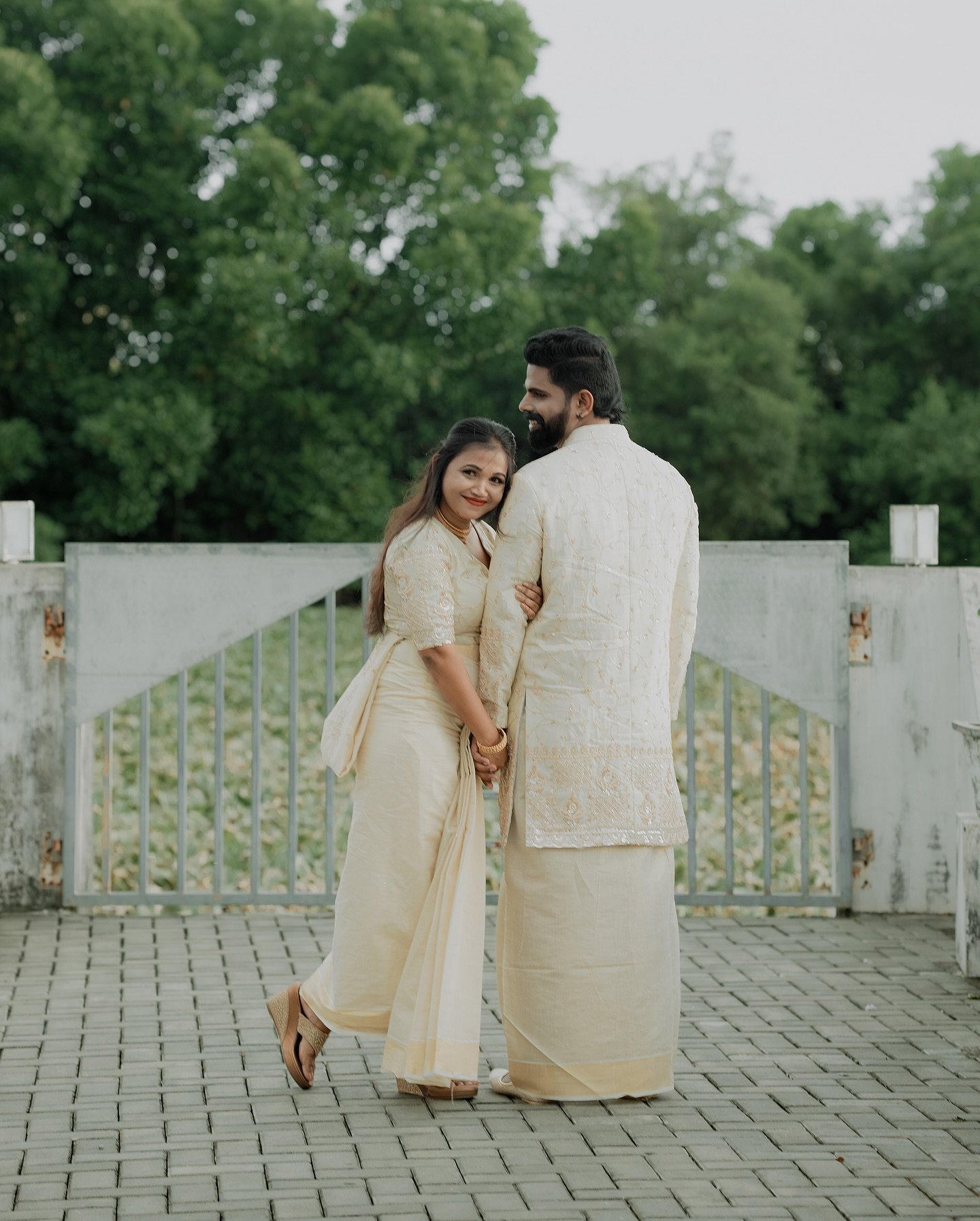 Bineesh-Bastin-Engagement-Photos-7