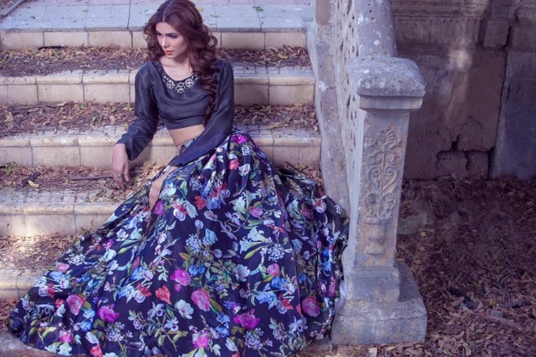 Blue Color Lehengas for Brides (12)