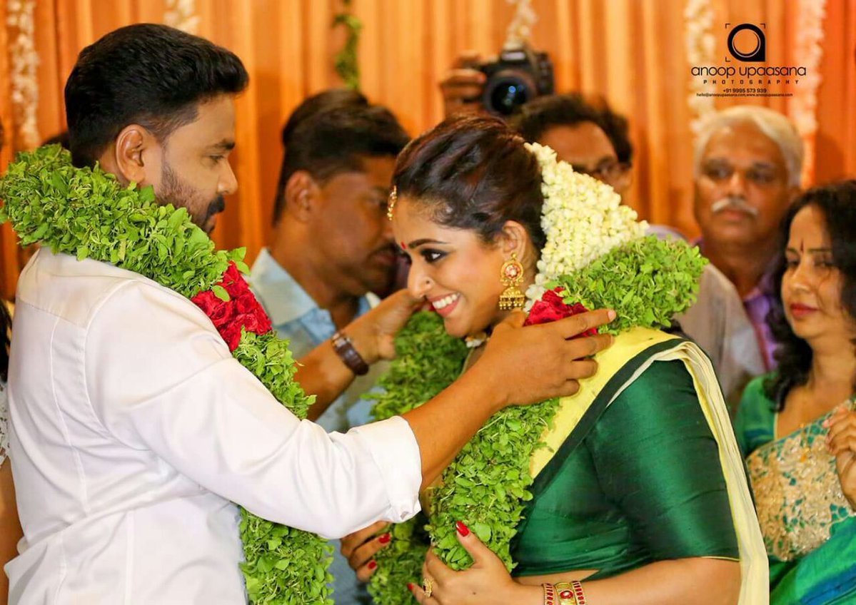 Dileep and Kavya Madhavan Marriage Photos