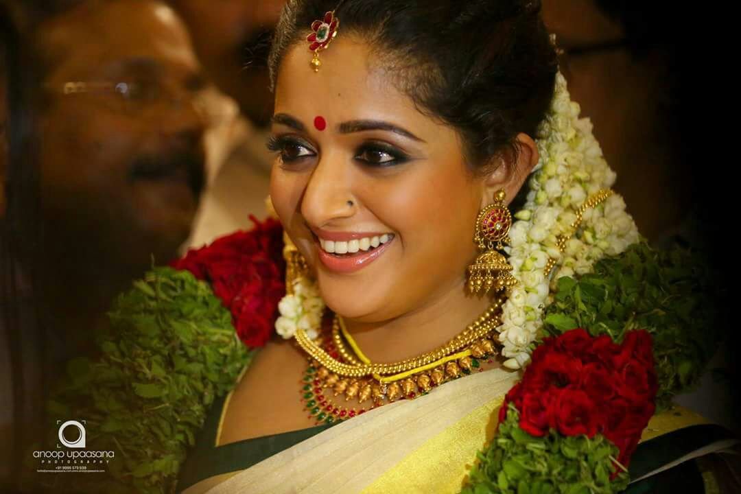 Dileep and Kavya Madhavan Marriage Photos