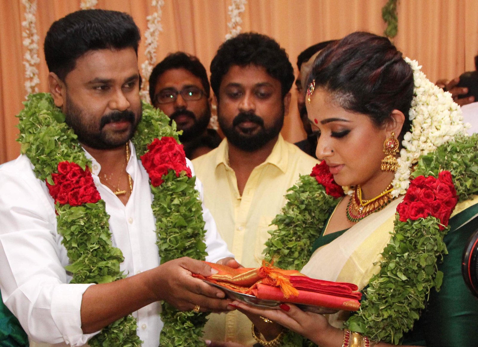 Dileep Kavya madhavan Marriage Photos