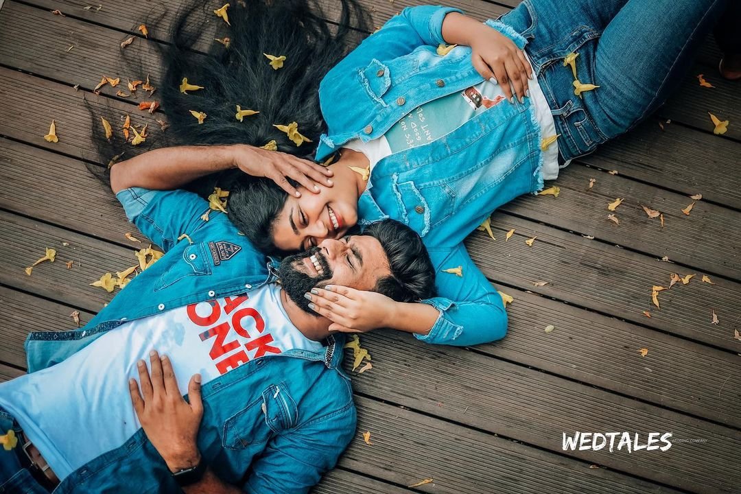 Engagement-Photos-of-Unni-Maya-4