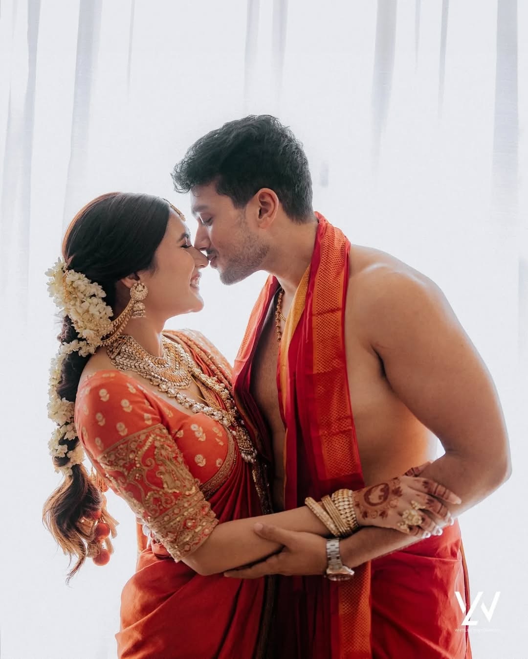 Kalidas-Jayaram-and-Tarini-Kalingarayar-Wedding-Photos-1
