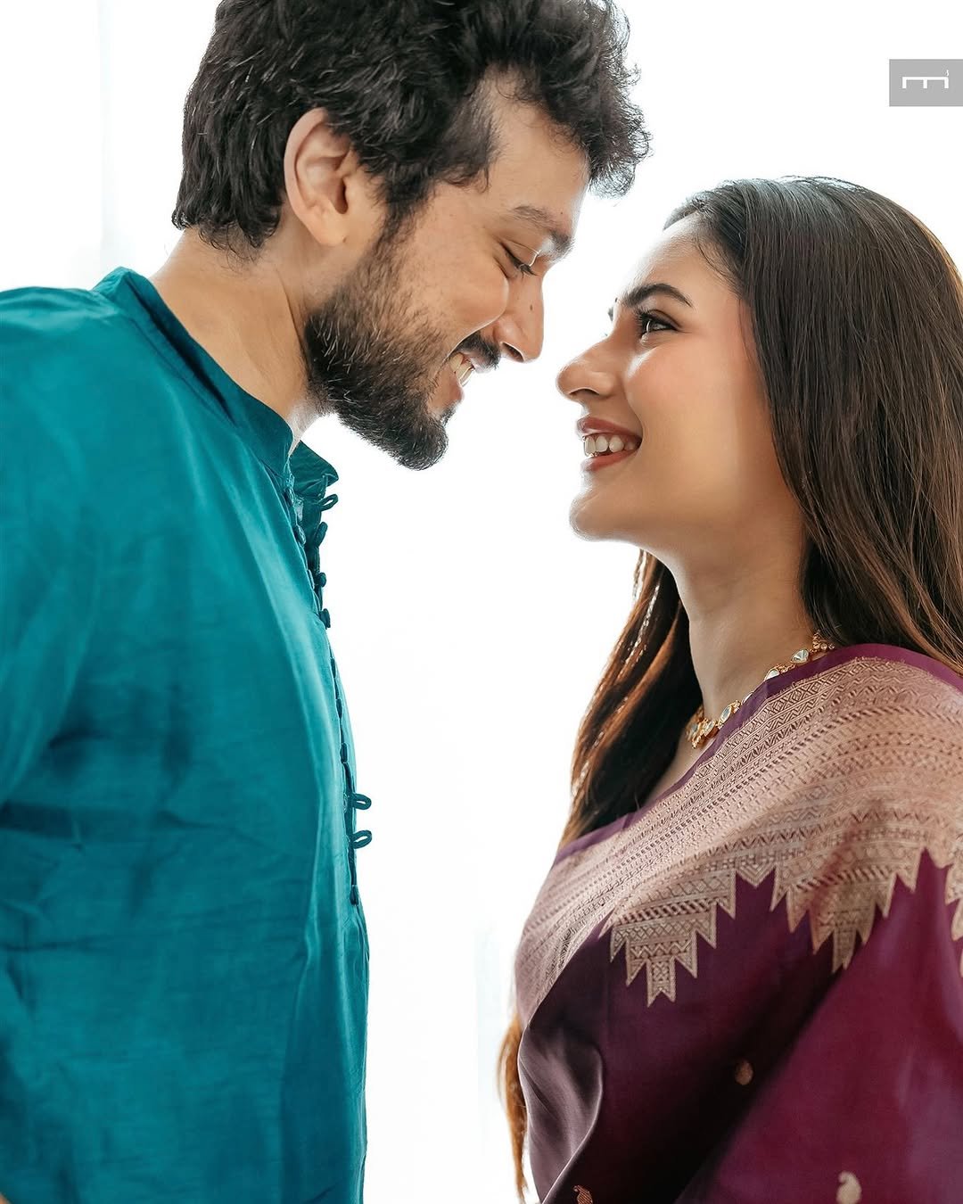 Kalidas-Jayaram-and-Tarini-Kalingarayar-Wedding-Photos-2