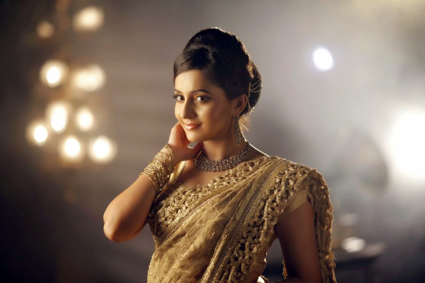 Latest Kerala Wedding Bride Dress Styles