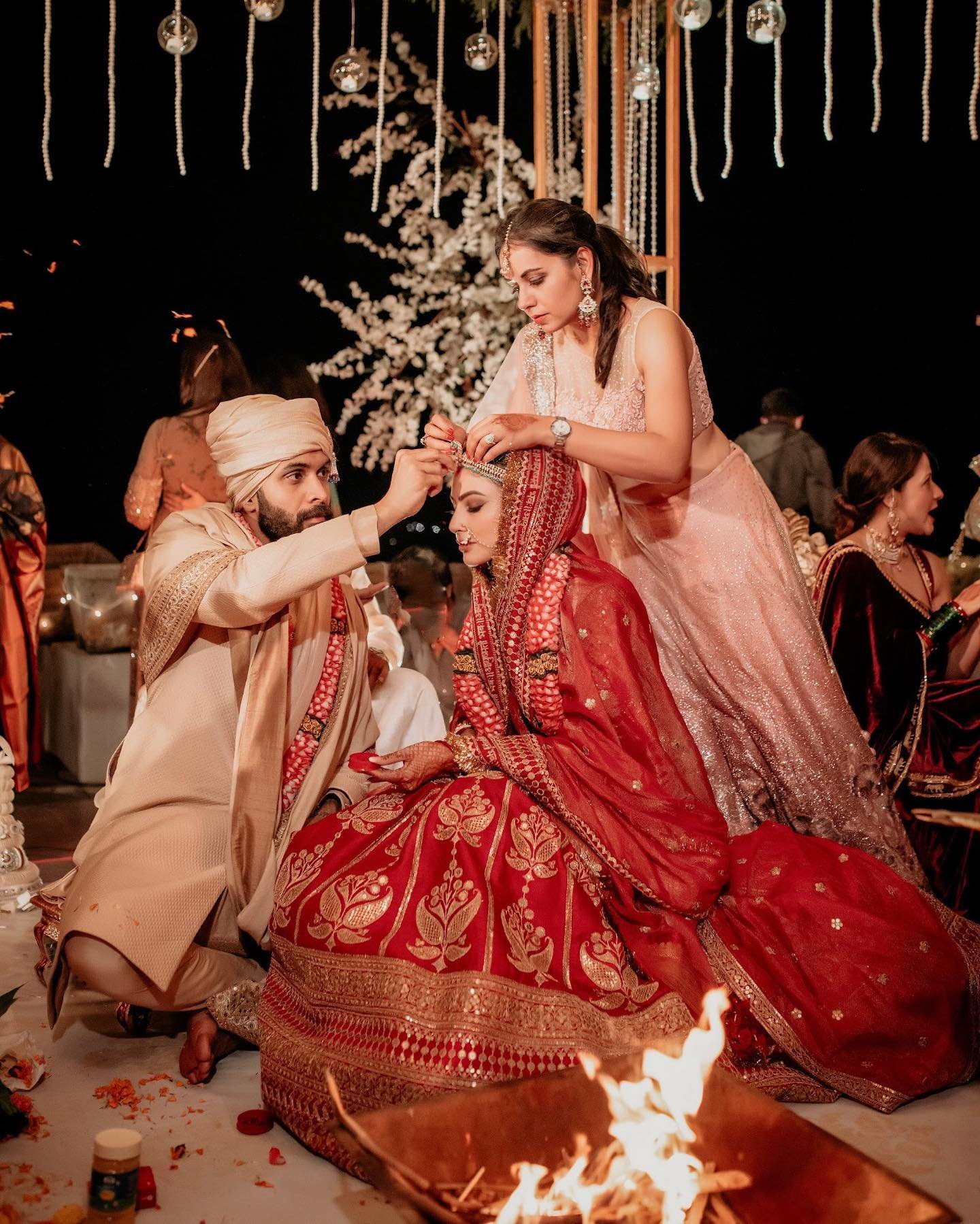 Mouni-Roy-Wedding-Photos-3
