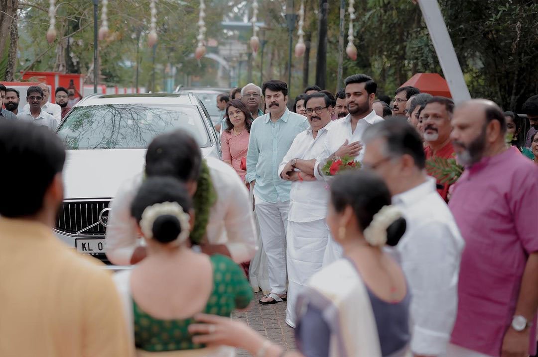 Niranj-Maniyanpilla-Niranjana-Wedding-Photos-11