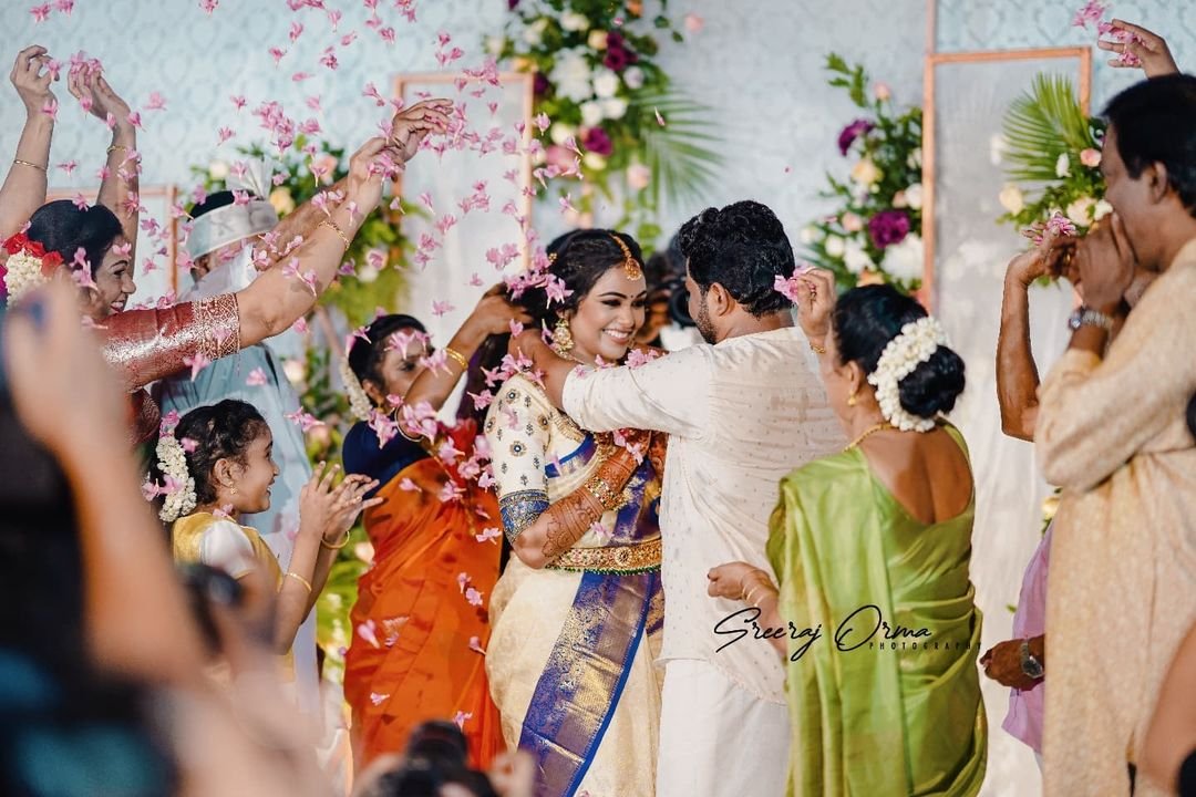 Actress-Rebecca-Santhosh-Wedding-Photos-1