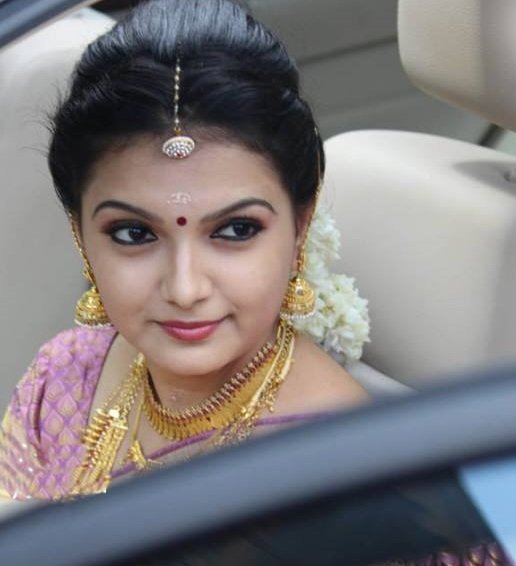 Saranya Mohan - Aravind Krishnan Wedding Photos