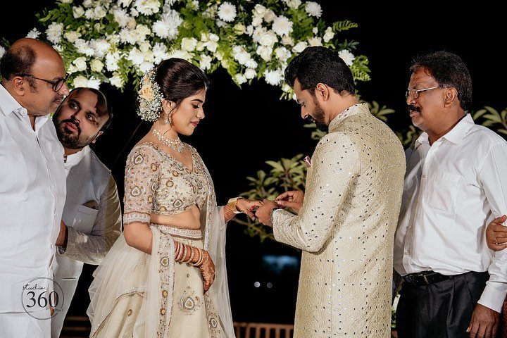 Shaheen-Sidhique-Engagement-Photos-5