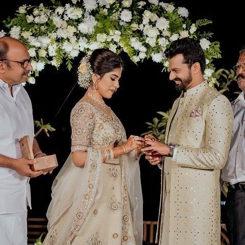 Shaheen-Sidhique-Engagement-Photos-9