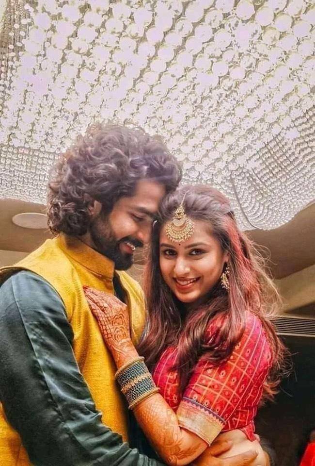 Sidharth-Menon-married-Marathi-actress-Tanvi-3