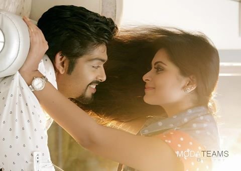 Sruthi Lakshmi + Avin Anto Photos (11)