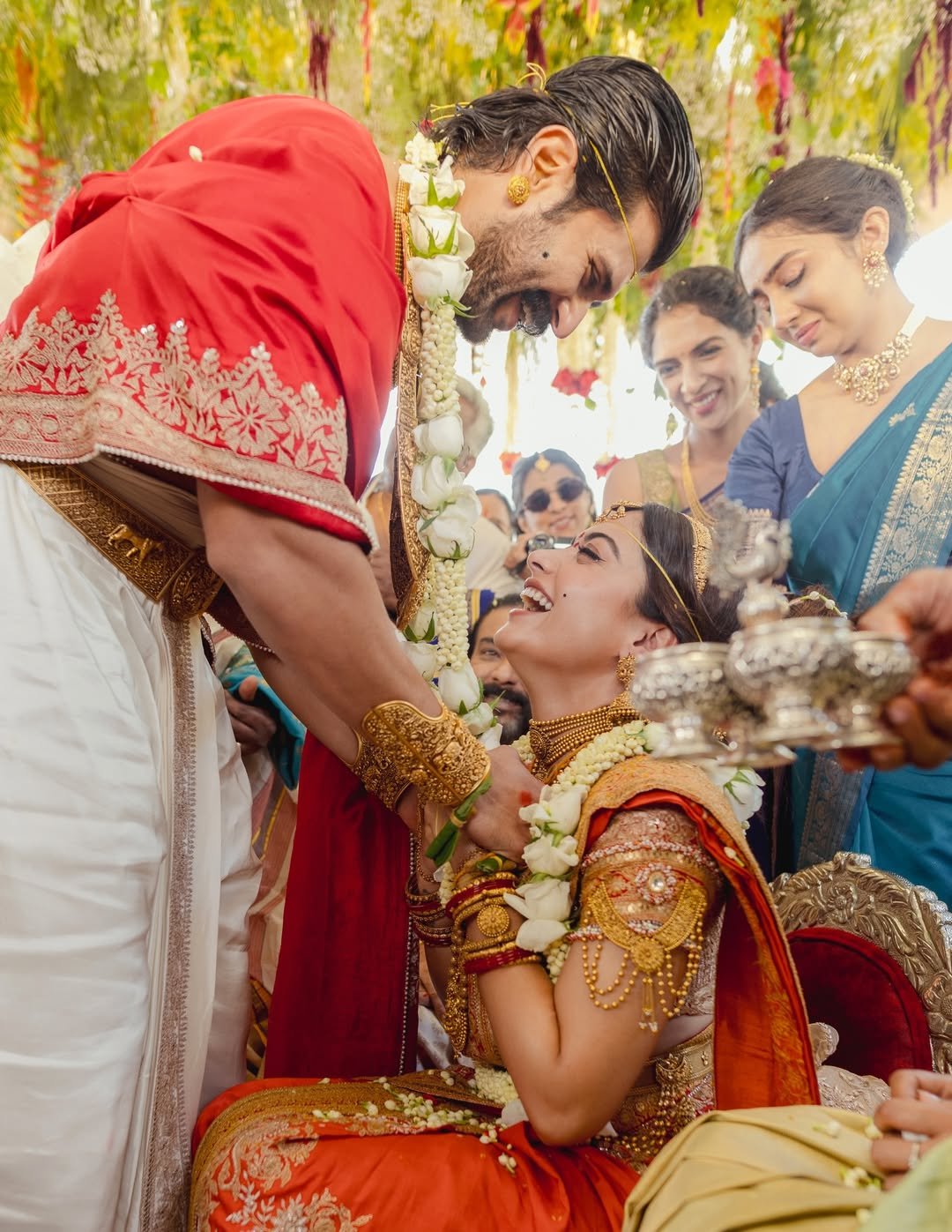 Vijay-Deverakonda-Rashmika-Mandanna-Wedding-Photos-9