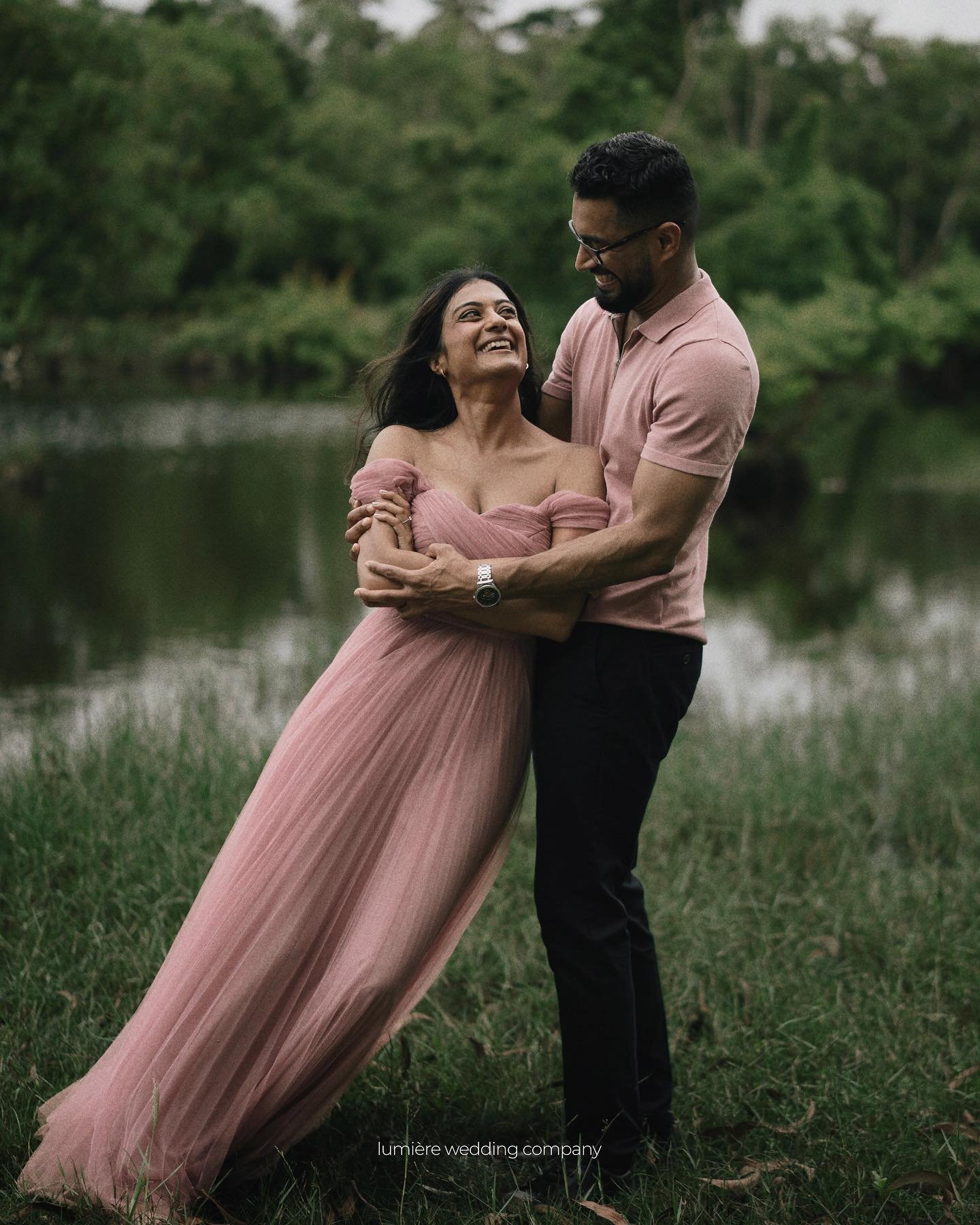 Viral-PreWedding-Photos-By-Lumiere-Wedding-Company-9